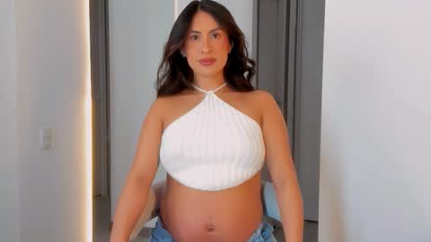 Vcitoria online show from 02-26-26, 01:26