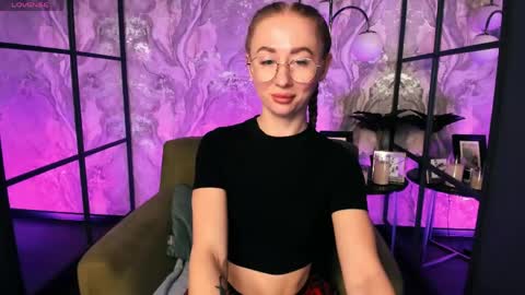 Victoria online show from 04-30-26, 06:31