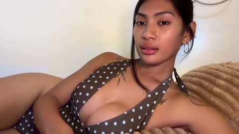 Victoria online show from 06-16-26, 06:32