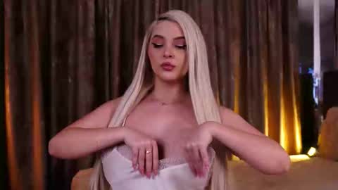 Snapshot of victoriamorrone chatting on 02-20-26, 07:58 Diddy online show from 02-20-26, 07:58