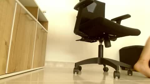 Snapshot of victoriarobertss chatting on 02-23-26, 05:54 Victoria online show from 02-23-26, 05:54