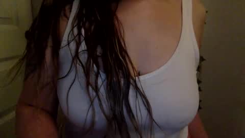 victoriaskyee online show from 04-14-26, 04:07