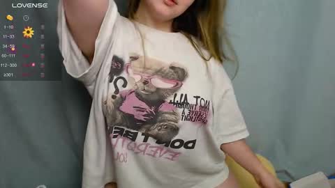 victoriassecrets_ online show from 10-29-25, 05:04