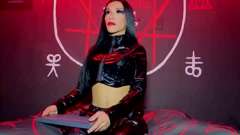 Victoria Vampire online show from 09-16-25, 03:29