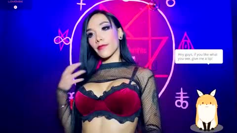 Victoria Vampire online show from 10-03-25, 05:37