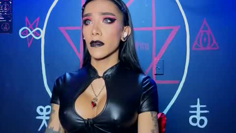 Victoria Vampire online show from 10-09-25, 09:57