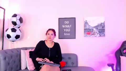 Victoriazans online show from 06-26-26, 12:20