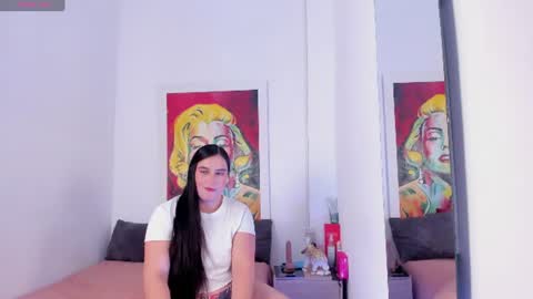 victoria online show from 06-19-26, 03:27