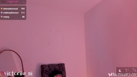   Annie  vic  online show from 03-05-25, 10:43