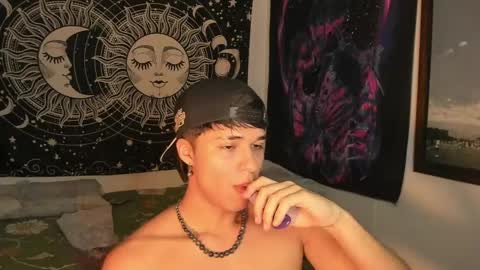 Victorino Jhonson online show from 01-10-25, 03:07