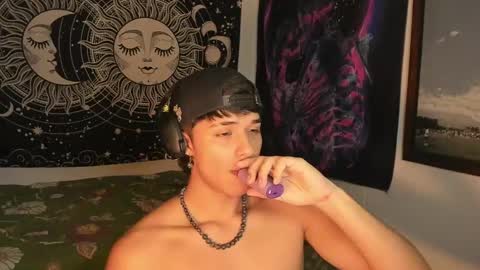 Victorino Jhonson online show from 01-11-25, 11:02