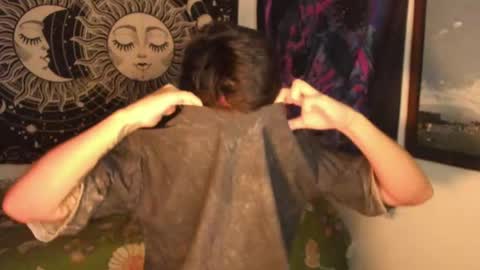 Victorino Jhonson online show from 01-29-25, 02:40