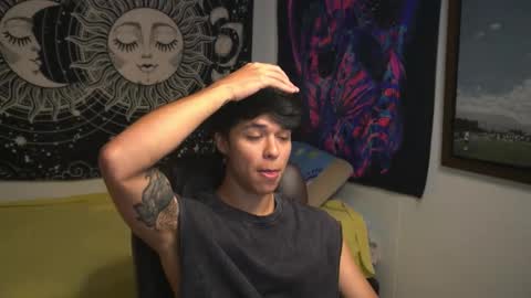 Victorino Jhonson online show from 10-08-25, 03:09