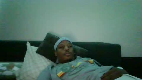 Snapshot of victorville14 chatting on 09-08-25, 06:40 miketville9 online show from 09-08-25, 06:40