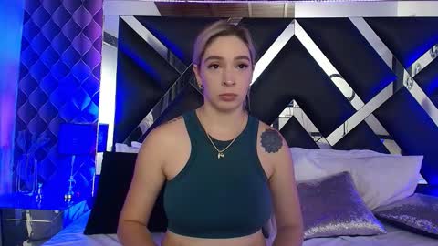 victtoria lee online show from 11-13-25, 07:02