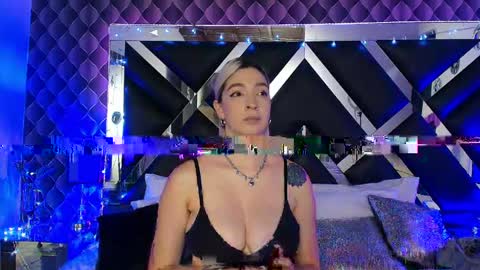 victtoria lee online show from 05-06-26, 09:42