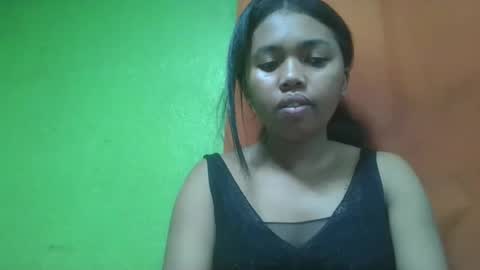 Snapshot of vierge28430 chatting on 06-06-26, 02:27 vierge28430 online show from 06-06-26, 02:27