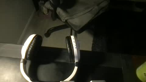 Viewsofpleasures online show from 02-28-26, 08:26