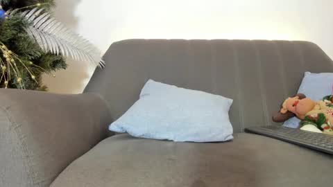 Victoria Strong online show from 12-06-24, 08:29