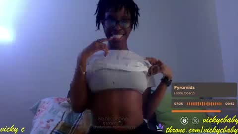 Vicky C Vicky V - Vicky C Baby Baby Vee - Schoolgurl V - V the Qween of Edging - Miss Vicky if U Nasty online show from 01-29-25, 08:04