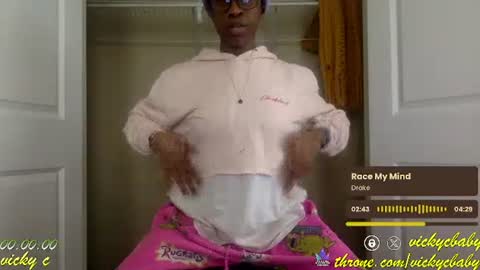 Vicky C Vicky V - Vicky C Baby Baby Vee - Schoolgurl V - V the Qween of Edging - Miss Vicky if U Nasty online show from 01-30-25, 03:40