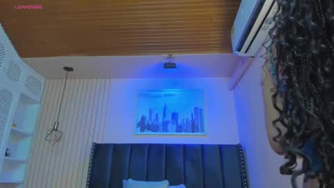 Viiolett online show from 02-25-25, 07:58