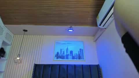 Snapshot of viiolett_lee chatting on 03-01-26, 07:38 Viiolett online show from 03-01-26, 07:38