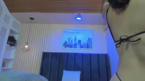 Snapshot of viiolett_lee chatting on 03-20-26, 08:14 Viiolett online show from 03-20-26, 08:14