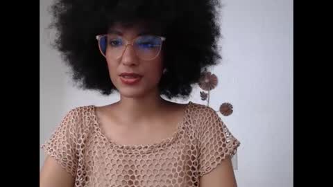 viiolettaaa online show from 06-09-26, 08:53