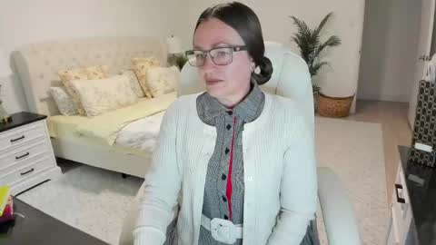 Snapshot of vika7333 chatting on 04-29-26, 11:14 Ukrainian-woman online show from 04-29-26, 11:14