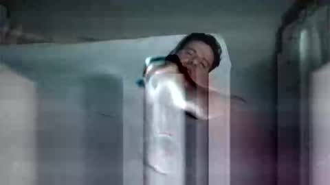 Snapshot of vikbika2 chatting on 03-04-26, 01:55 Tom reunz online show from 03-04-26, 01:55