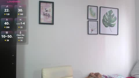 Viki Mom  online show from 01-25-25, 04:46