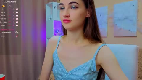 vikiberry online show from 11-08-25, 05:51