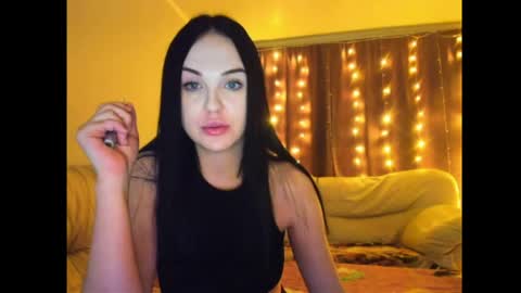 Snapshot of vikipop chatting on 04-01-26, 01:52 vikipop online show from 04-01-26, 01:52