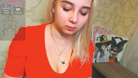Snapshot of vikiwaitingforyou chatting on 12-29-24, 09:28 Vitoria online show from 12-29-24, 09:28