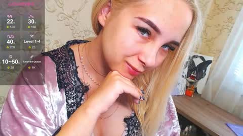Snapshot of vikiwaitingforyou chatting on 01-04-25, 09:54 Vitoria online show from 01-04-25, 09:54
