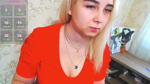 Snapshot of vikiwaitingforyou chatting on 01-09-25, 09:59 Vitoria online show from 01-09-25, 09:59