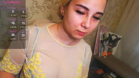 Snapshot of vikiwaitingforyou chatting on 03-02-25, 12:43 Vitoria online show from 03-02-25, 12:43