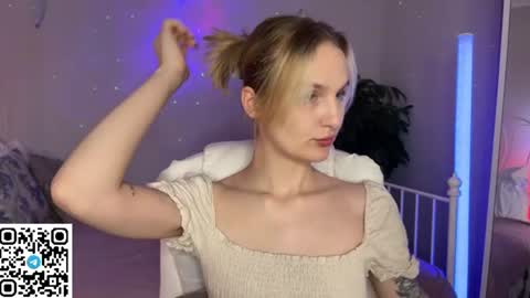Vikky online show from 06-11-26, 02:53
