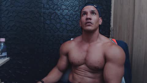 Viktor Herrera online show from 12-22-25, 09:23