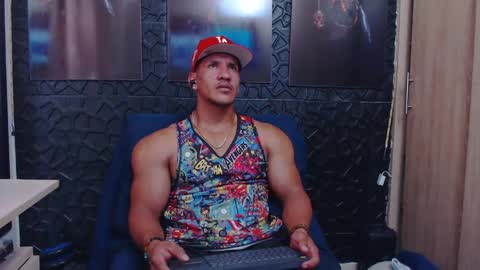 Snapshot of viktorherrera chatting on 04-23-26, 03:47 Viktor Herrera online show from 04-23-26, 03:47