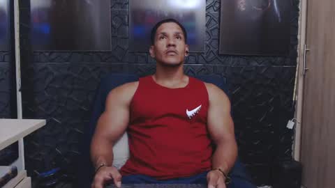 Snapshot of viktorherrera chatting on 04-28-26, 02:38 Viktor Herrera online show from 04-28-26, 02:38