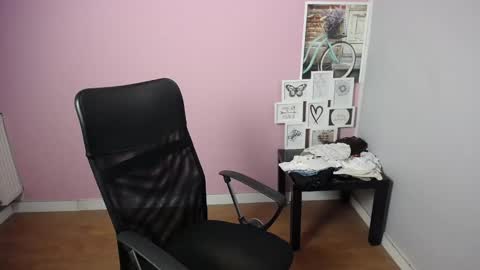 viktoria_lovely online show from 02-13-25, 09:30