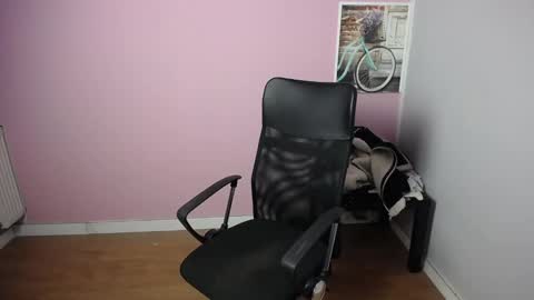 viktoria_lovely online show from 02-14-25, 05:41