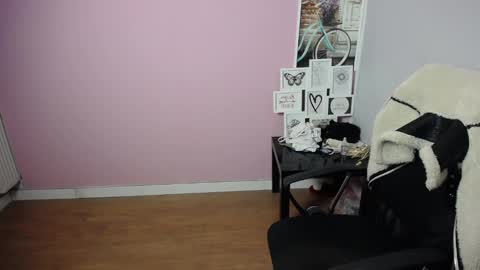 viktoria_lovely online show from 02-28-25, 05:48