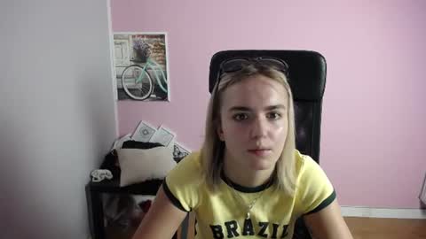 viktoria_lovely online show from 07-10-26, 07:45