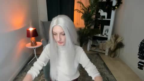 Viktoria online show from 12-17-25, 10:43