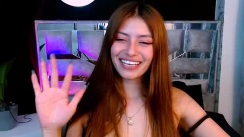 Snapshot of viky_evanss chatting on 10-22-25, 07:35 viky_evanss online show from 10-22-25, 07:35