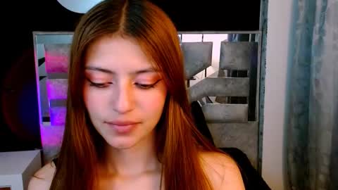 Snapshot of viky_evanss chatting on 10-28-25, 12:25 viky_evanss online show from 10-28-25, 12:25