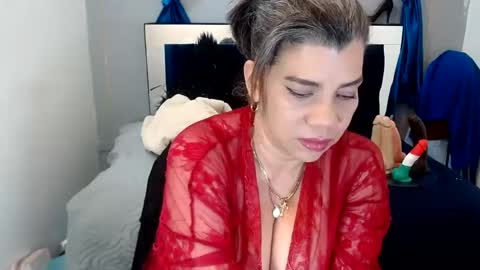 Snapshot of vikyadams chatting on 02-07-25, 04:16 VIKY ADAMS online show from 02-07-25, 04:16